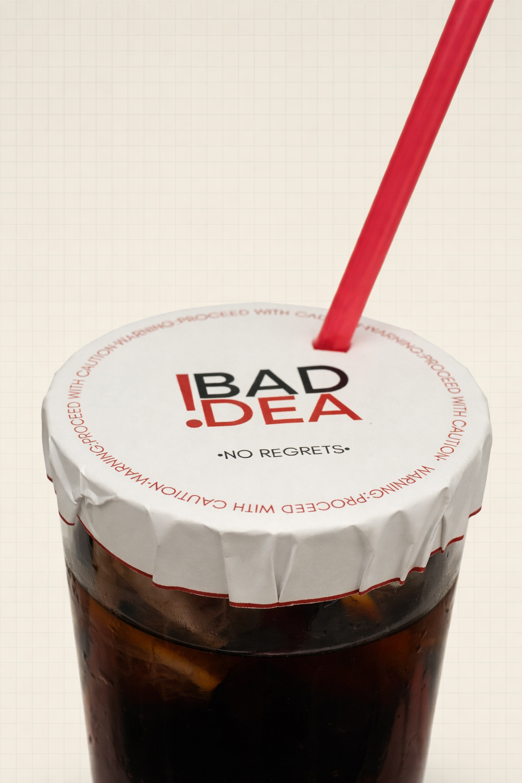 Vaso con tapa BadIdea